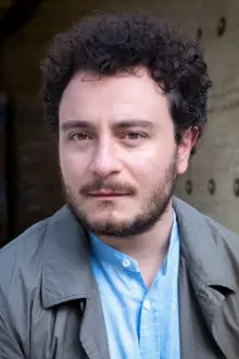 Alessio Praticò como: Fabrizio