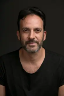 Antonio de la Vega como: Don Felipe