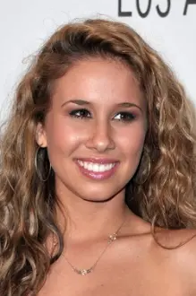 Haley Reinhart como: Bill Murphy (voice)