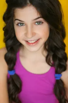 Cassidy Naber como: Chelsea / Kelsie (voice)