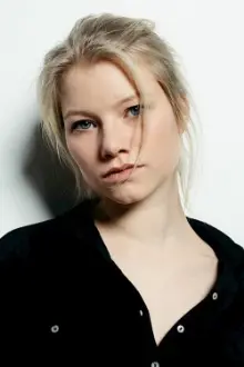 Roosa Söderholm como: Susanna Honkanen