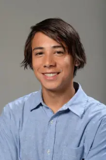 Sean Malto como: Ele mesmo