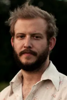 Justin Vernon como: Ele mesmo