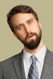 Matt Ingebretson como: Matt