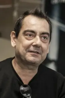 Javier Molina como: Javi