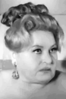 Pepita Muñoz como: Doña Celedonia