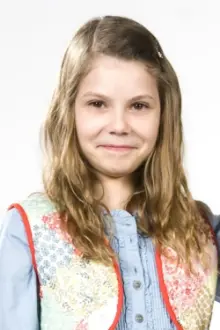 Julia Wentzel Olsen como: Lise Mette