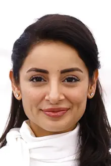 Sarwat Gilani como: Sara