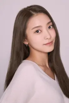 Yoon Bo-ra como: Kang Min Joo