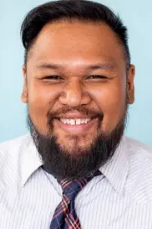 Earl Baylon como: Jonah Maiava (voice)