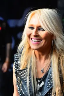 Doro Pesch como: Ela mesma