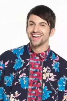 Mitch Grassi como: 