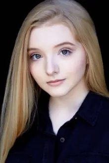 Chloe Guymer como: Emily