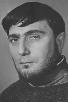 Nodar Shashigoglu como: Azizbeyov