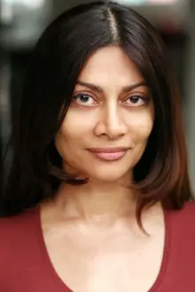 Somi De Souza como: Mama Zehala