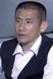 Lu Peng como: Actor