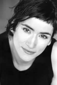 Geneviève Rochette como: Hélène
