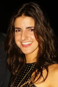 Elise Avellan como: Erica