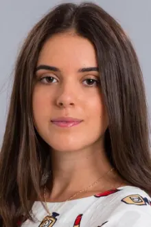 Beatriz Leonardo como: Leonor Elias