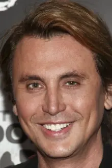 Jonathan Cheban como: Phil Cohen