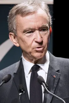 Bernard Arnault como: 