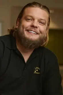 Corey Harrison como: 