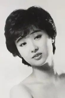 Mai Inoue como: Maki
