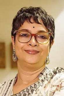 Churni Ganguly como: Dr. Mitali