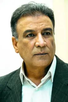 Abdolreza Akbari como: 