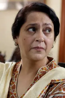 Ismat Zaidi como: Shagufta