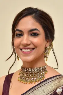 Ritu Varma como: Meera