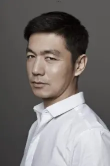 Xing Jiadong como: 郑岩