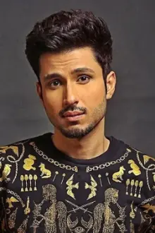 Amol Parashar como: Chitvan