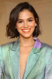 Bruna Marquezine como: Luiza Proença Fernandes Machado