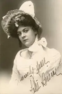 Lottie Briscoe como: Lottie Daly