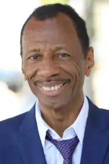 CJ Jones como: Dad