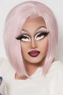 Kim Chi como: Chic