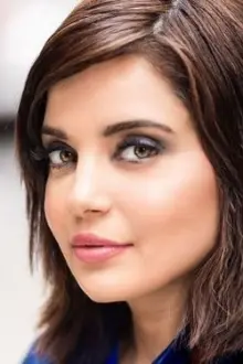 Armeena Khan como: Haniya