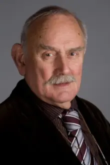 Andrzej Żarnecki como: Lieutenant