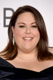 Chrissy Metz como: Kate Pearson