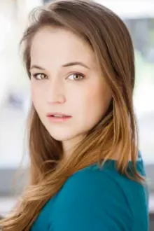 Lili Beaudoin como: Voice