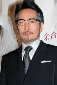 Ryo Amamiya como: Ryuichi Nagakomi