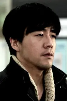 Jung Dan-woo como: Dan-woo