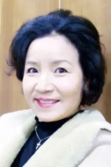 Park Hye-jin como: Kim Soon Jung