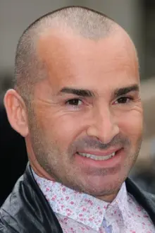 Louie Spence como: 