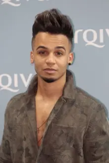 Aston Merrygold como: JLS Member