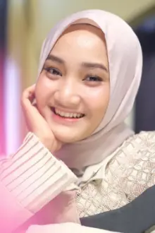 Fatin Shidqia como: Fatin