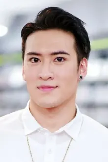 Kris Shen como: Li Tian Hao