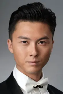 Vincent Wong como: Sing Fung (Morris)