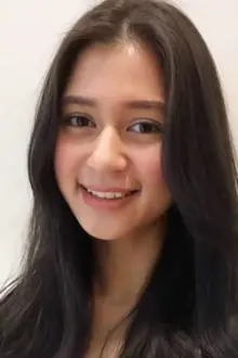 Dayang Areeda como: Munirah